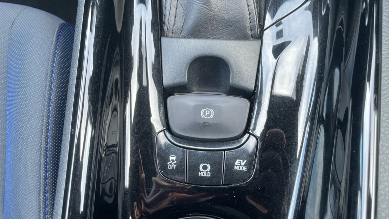 Toyota C-HR 1.8 Hybrid Dynamic 5dr CVT [Leather] Hybrid Hatchback